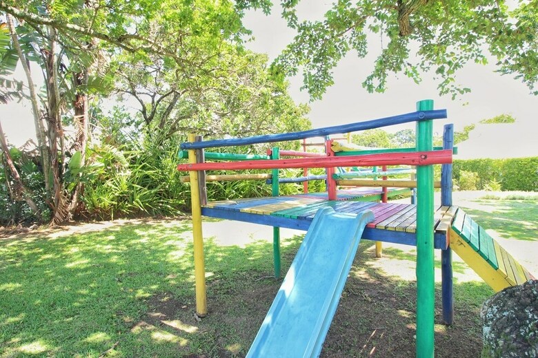 Caribbean Estate Deluxe
