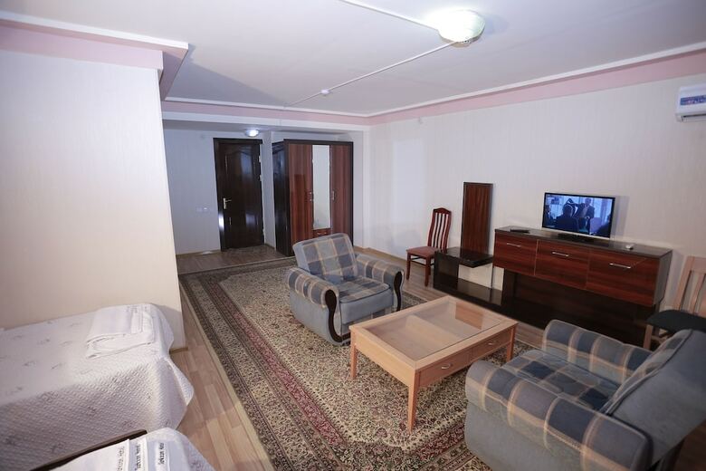 Surxon Hotel