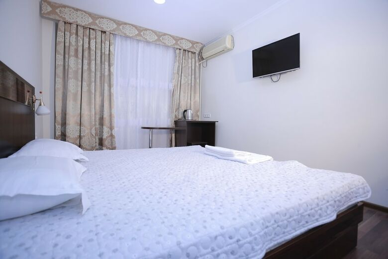 Surxon Hotel