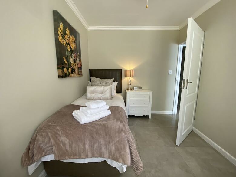 Hotel Eden Retreat