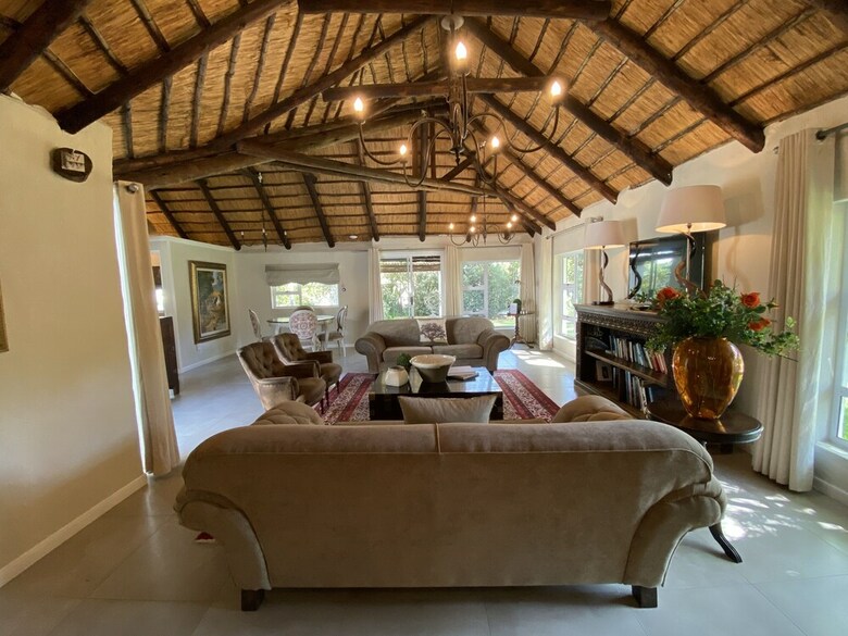 Hotel Eden Retreat