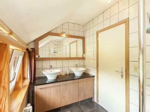 Holiday Home Wima Bomal Sur Ourthe I