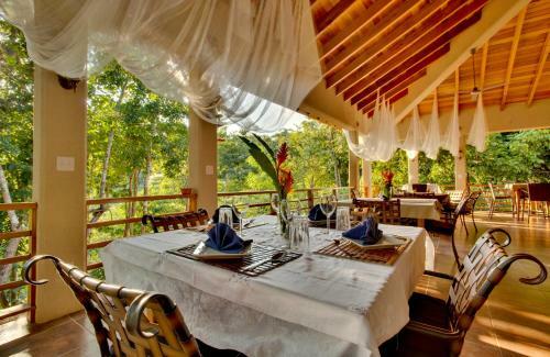 Hotel Mystic River Resort