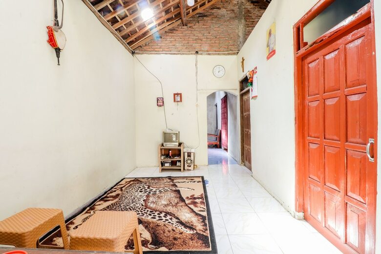 Hotel Kinasih Homestay