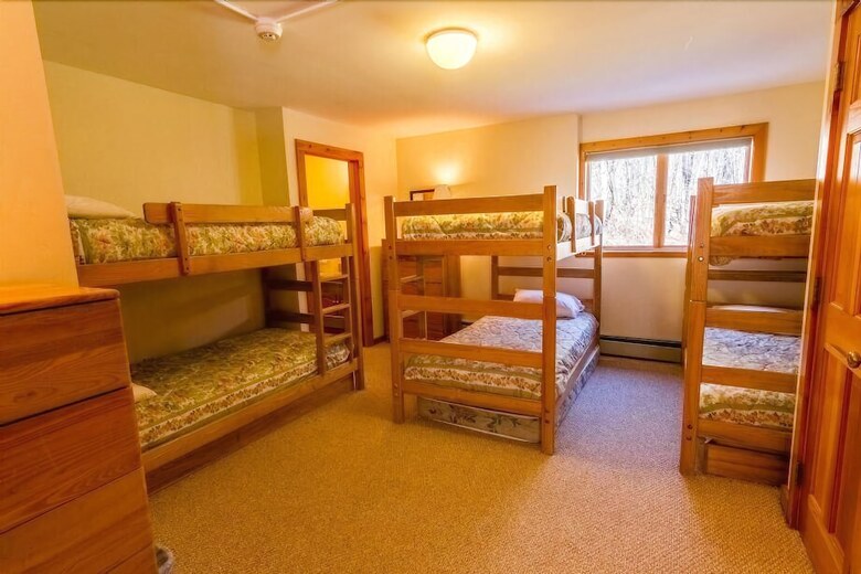 Hostal Sunburst