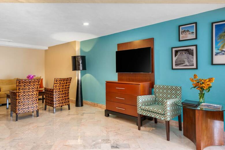 Hotel Caracol Bay Cancun - All Inclusive