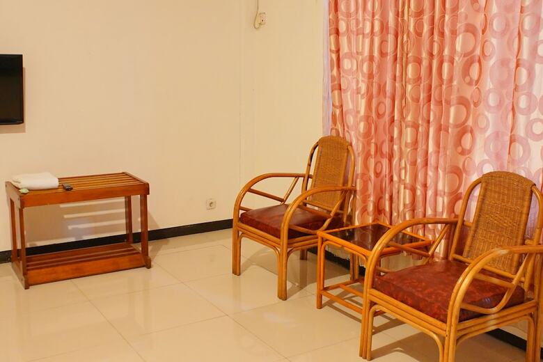 Oyo 1333 Wisata Hotel