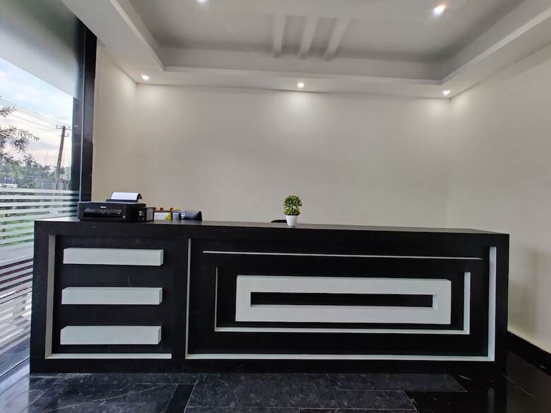 Hotel Royal Residency