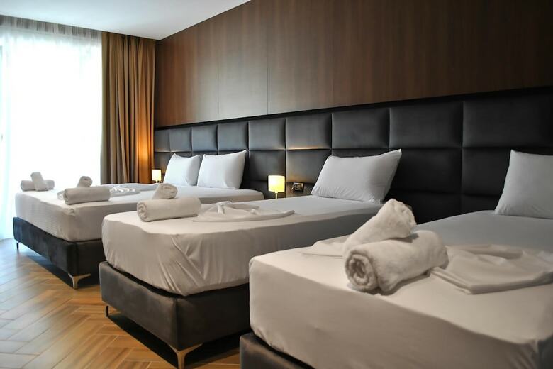 Twin Towers Hotel
