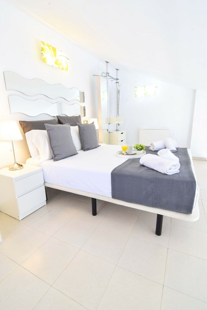 Apartamentos Letmalaga J�bega Loft