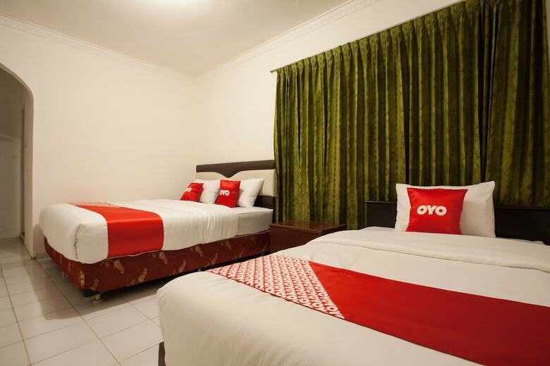 Oyo 1084 Hotel Cirasa Syariah