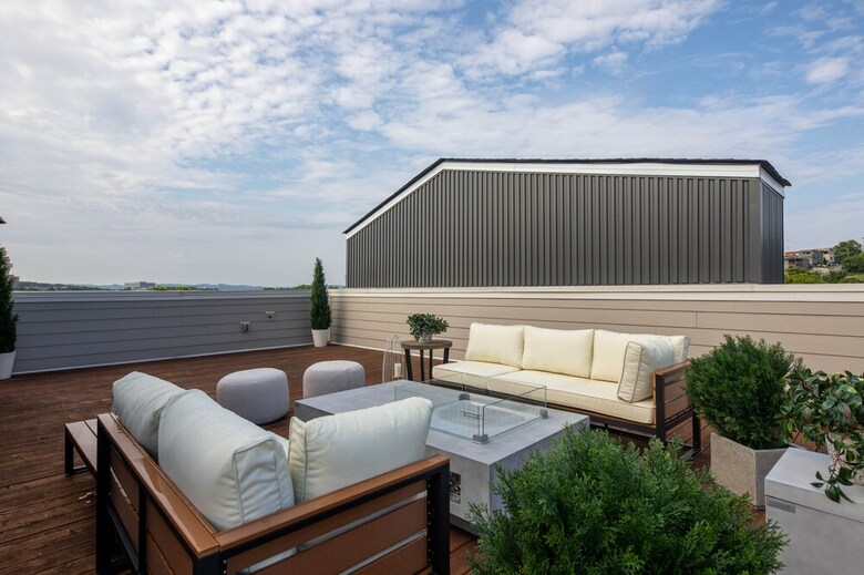 Domio Sylvan Park Spacious 8br 2 Houses