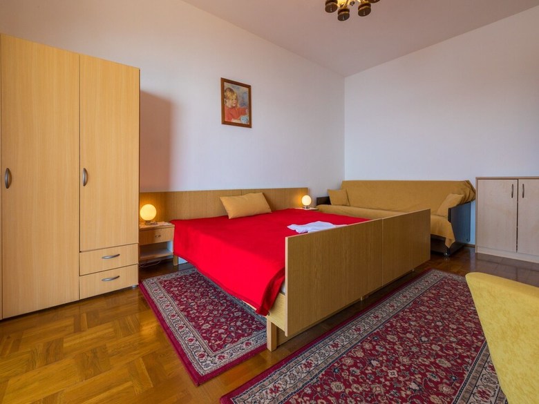 Apartments Vukovi?