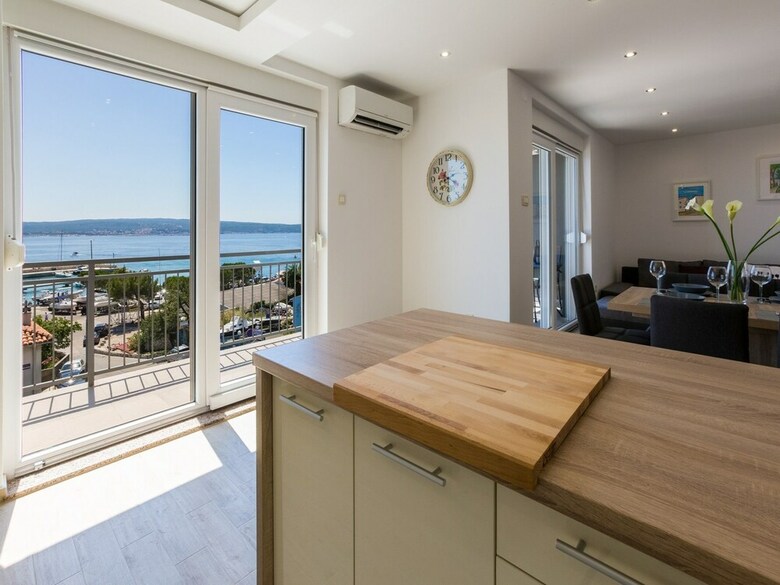 Apartment Mladen