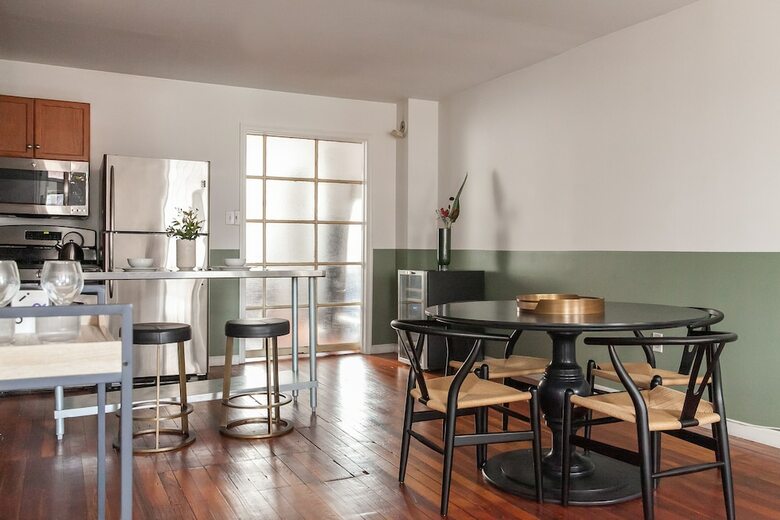 Domio Rittenhouse Square Charming 3br Duplex + Deck