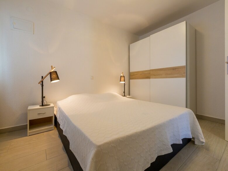 Apartments Azzaro