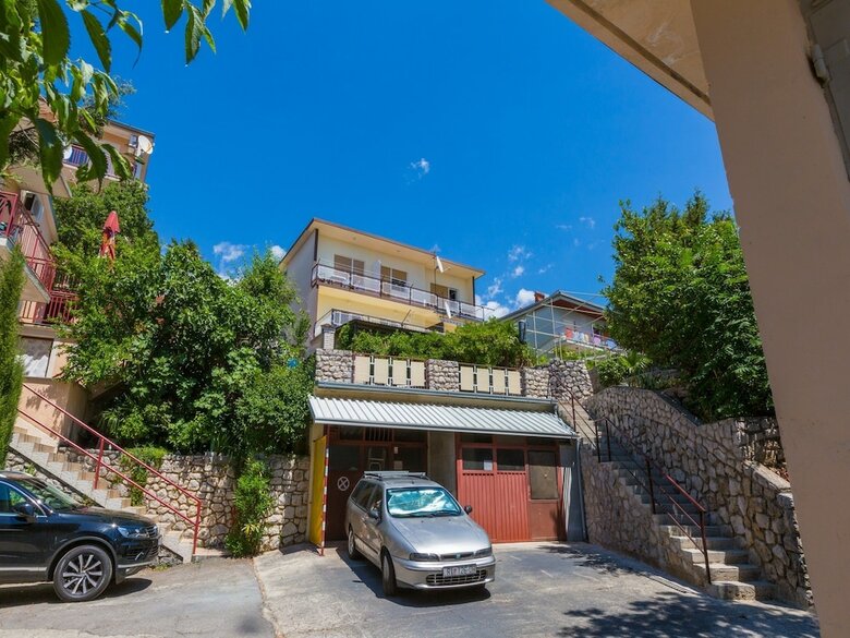 Apartments Miroslava