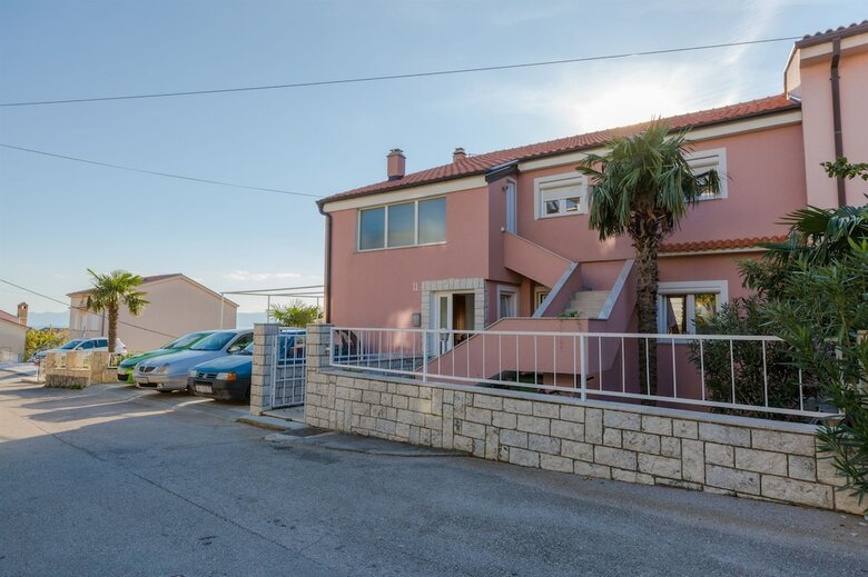 Apartments Lucija