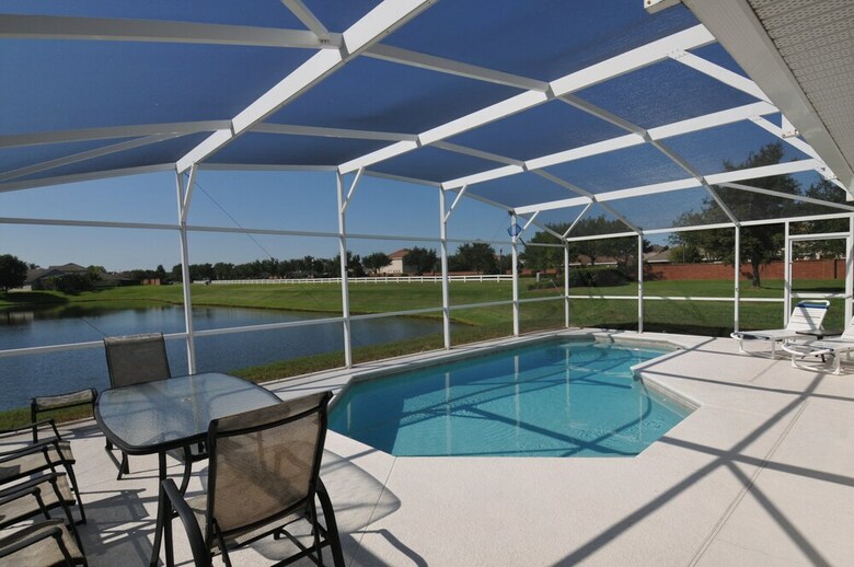 Perfect Large Gated Home W/ Pool Near Golf Course