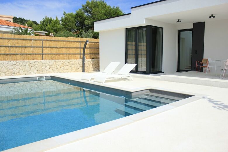 Villa Sunny Garden