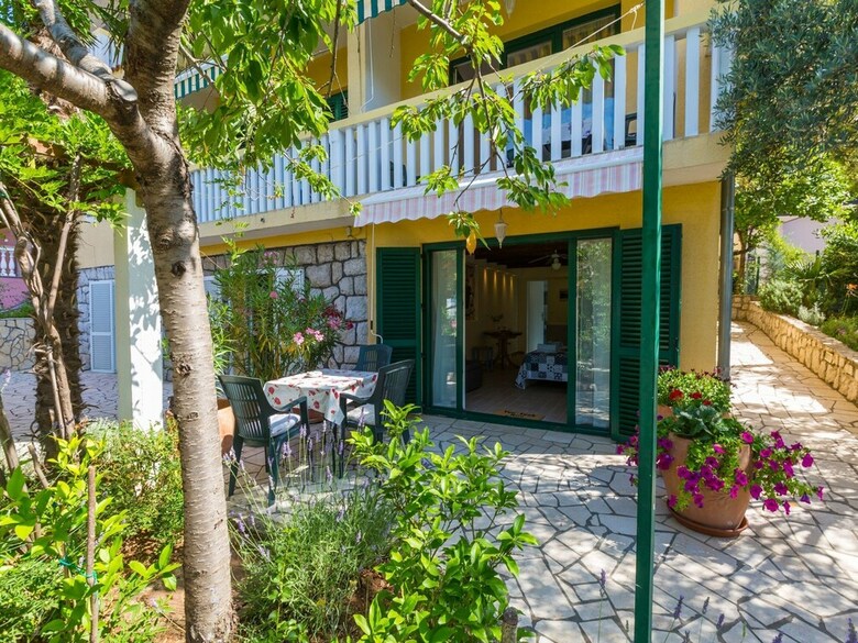 Apartments Neno