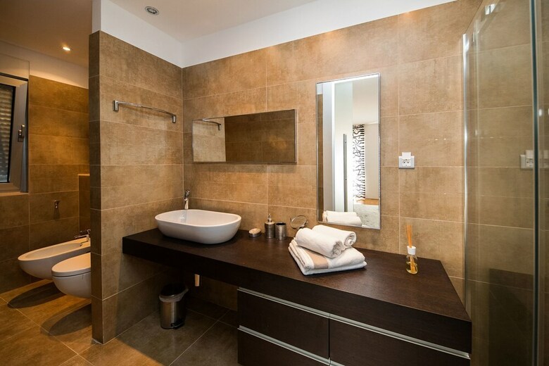 House Villa Jely