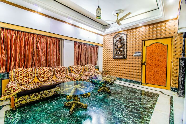 Hotel Fabexpress Satakshi Guest House