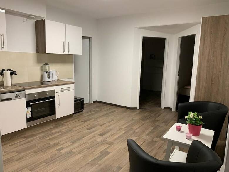 Apartamentos K�ln Aachener Weiher Wg 1-4
