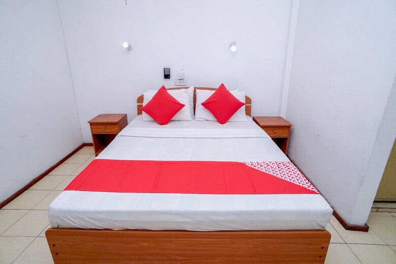 Hotel Oyo 384 Dilena Beach Resort