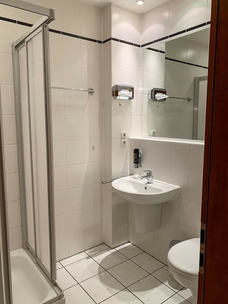 Hotel A57 G�stehaus 10 Min To K�ln