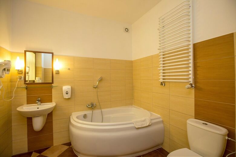 Hotel Pod Kasztanami