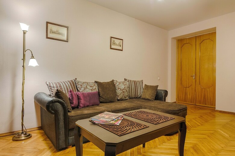 Aparthotel Home Apart 3