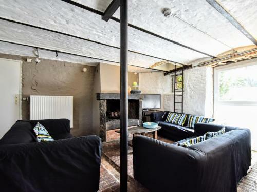 Lodge Holiday Home Laval Ferrieres