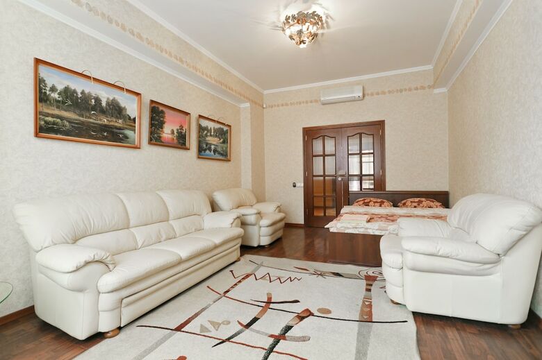 Home Apart Ulianovskaya Str. 32
