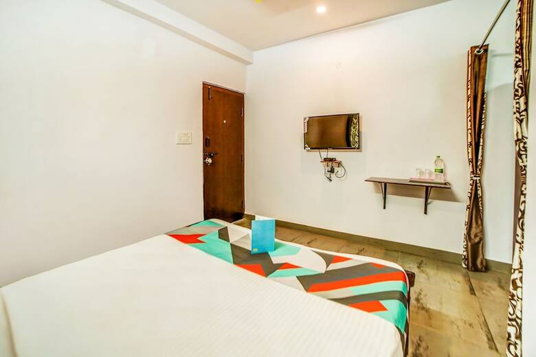 Hotel Fabexpress Sunshine Hospitality
