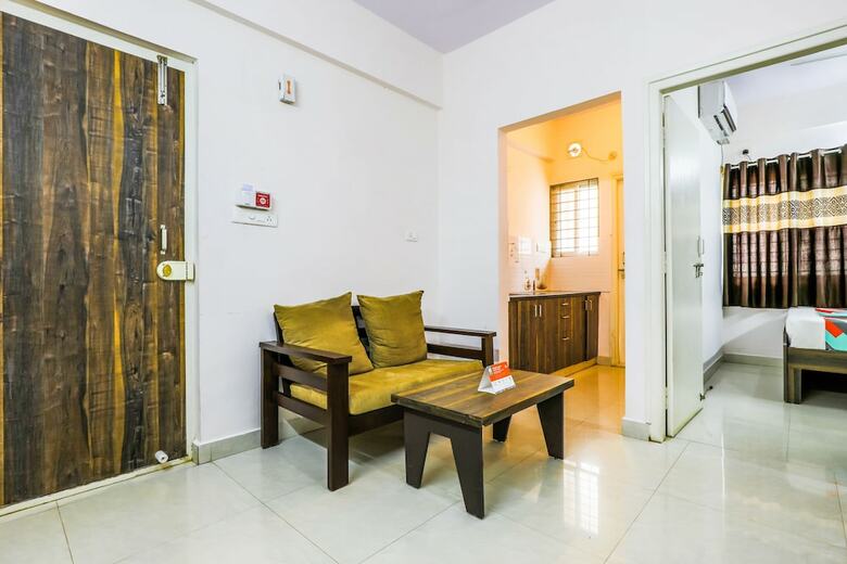 Hotel Fabexpress Ambrossia