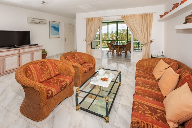 Aparthotel Golf Y Mar Suites