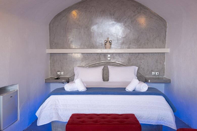 Hotel Loucas On The Cliff