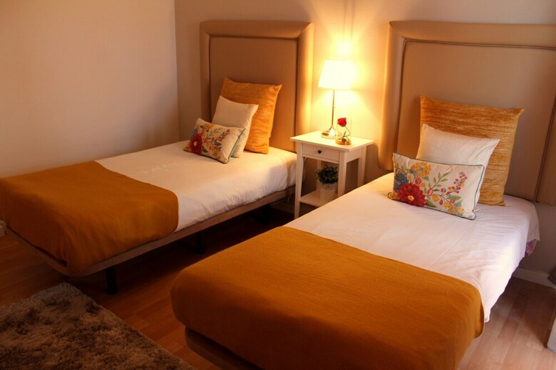 Central Apartment In Quarteira