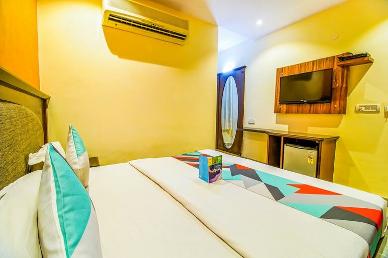 Hotel Fabexpress Jaggi Palace