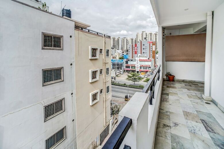 Hotel Fabexpress Adarsh Inn