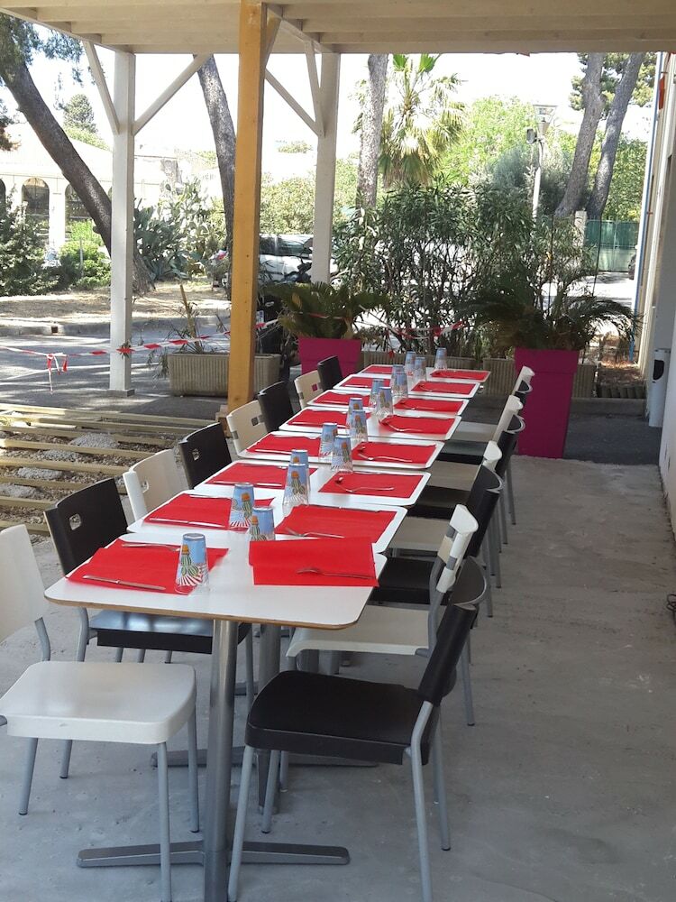 Brit Hotel Parc Azur Toulon