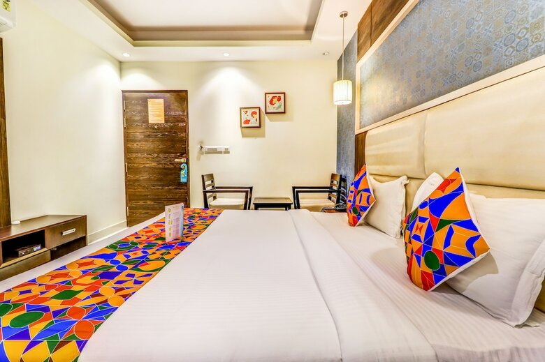 Fabhotel Solitaire