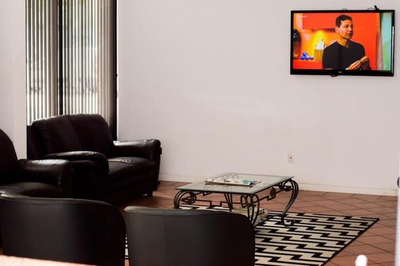Oyo 2s Hotel