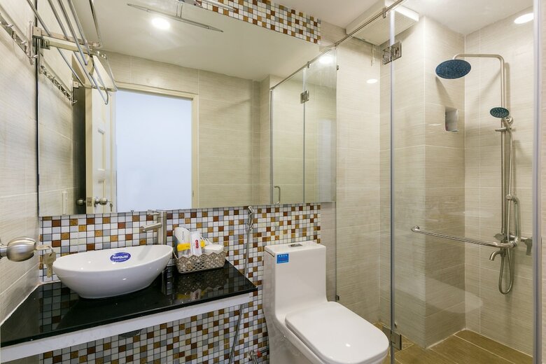 Hotel Oyo 405 Saigon Home