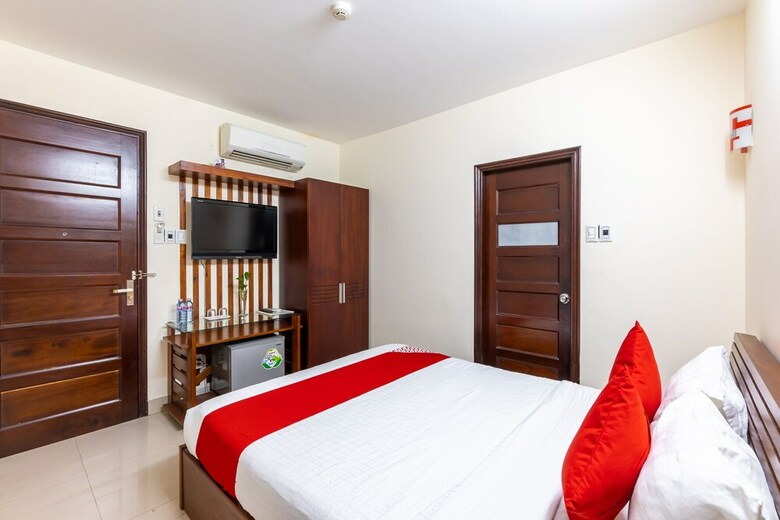 Hotel Oyo 405 Saigon Home