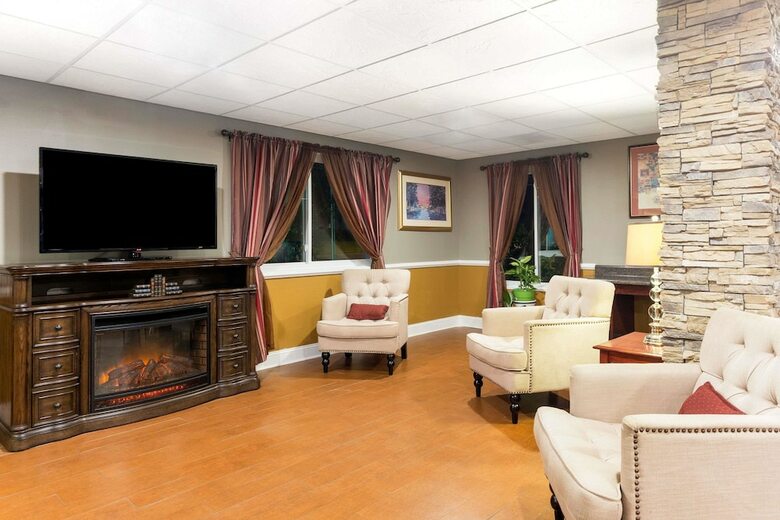 Hotel Baymont By Wyndham Cordele