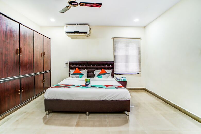 Hotel Fabexpress Akshaya Inn