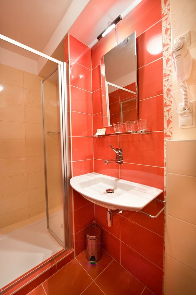 Ea Hotel Joseph 1699