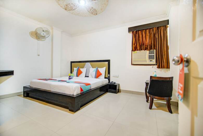 Hotel Fabexpress Shoba Residency